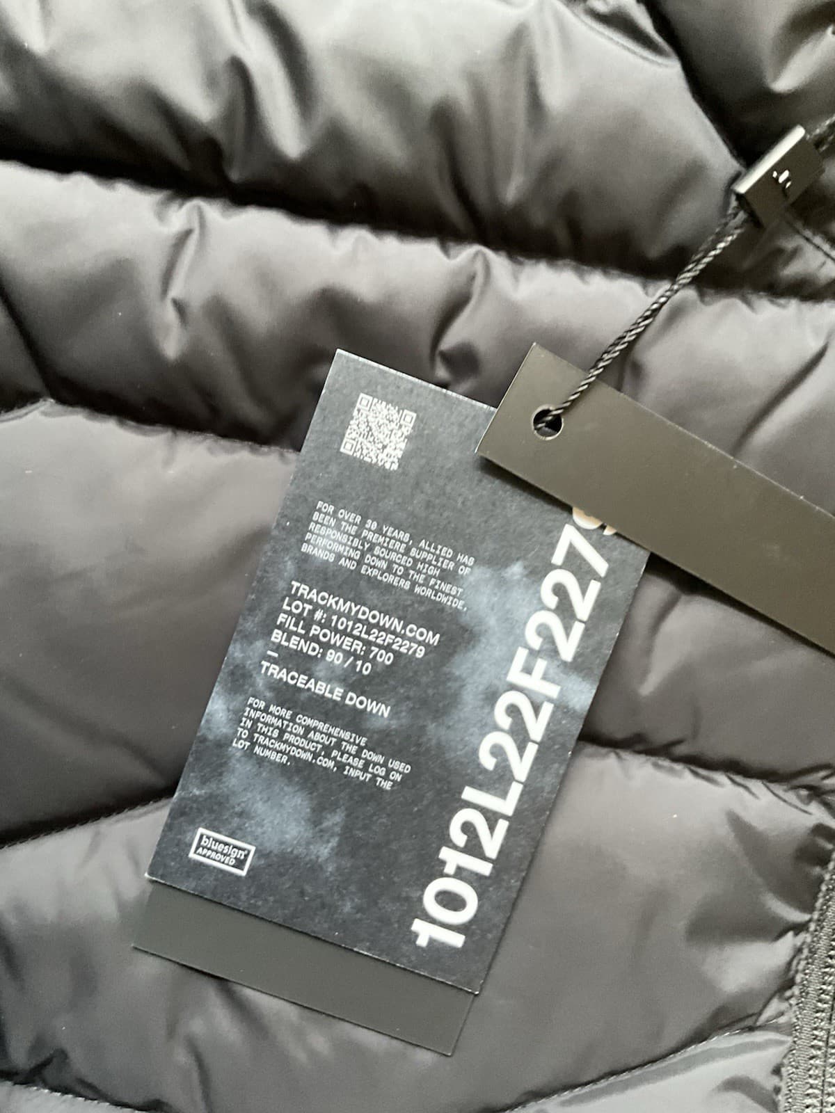 J. LINDEBERG Men’s Golf Jacket CLIFF Light Down Black Medium New NWT 2