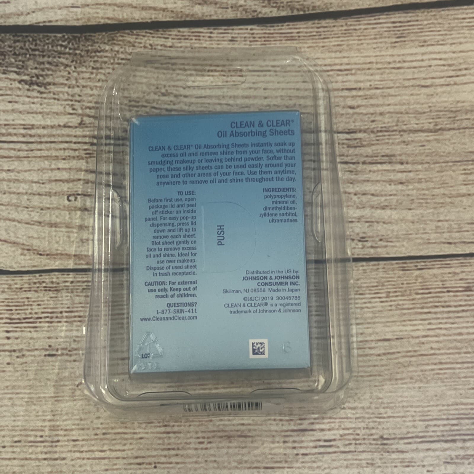 Clean & Clear Oil Absorbing Sheets Instantly Removes Excess Oil Portable 50 ct 2