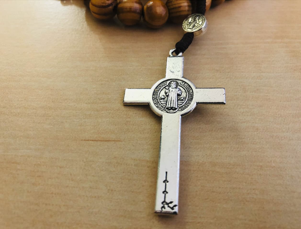 Saint St Benedict Wooden Rosary for Men Women Wood Prayer Beads Crucifix Cross  4