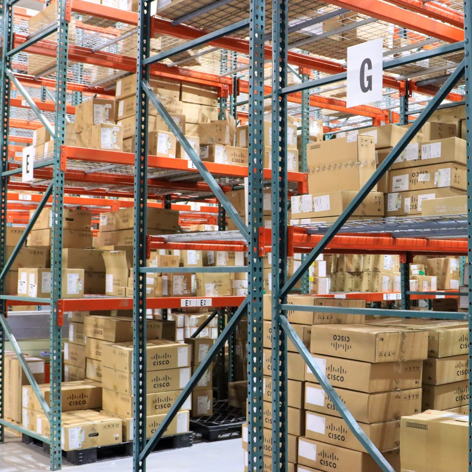 Cisco C9800L-RMNT Wireless Controller Rack Mount New 2