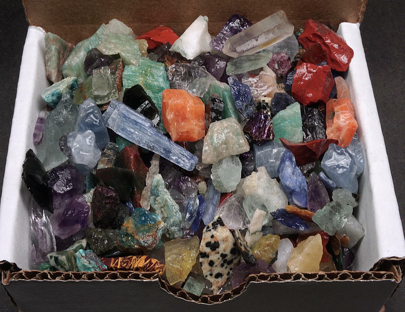 Crafters Collection 1000 Carat Natural Crystal Mineral Specimens Mixed Gemstones 2
