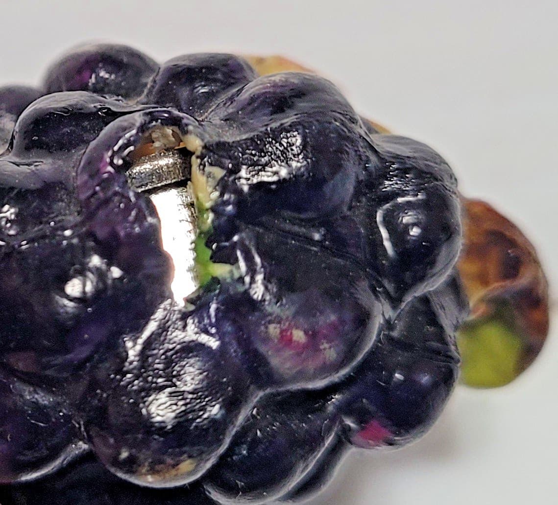 VINTAGE CELLULOID GRAPE CLUSTER TAPE MEASURE 4