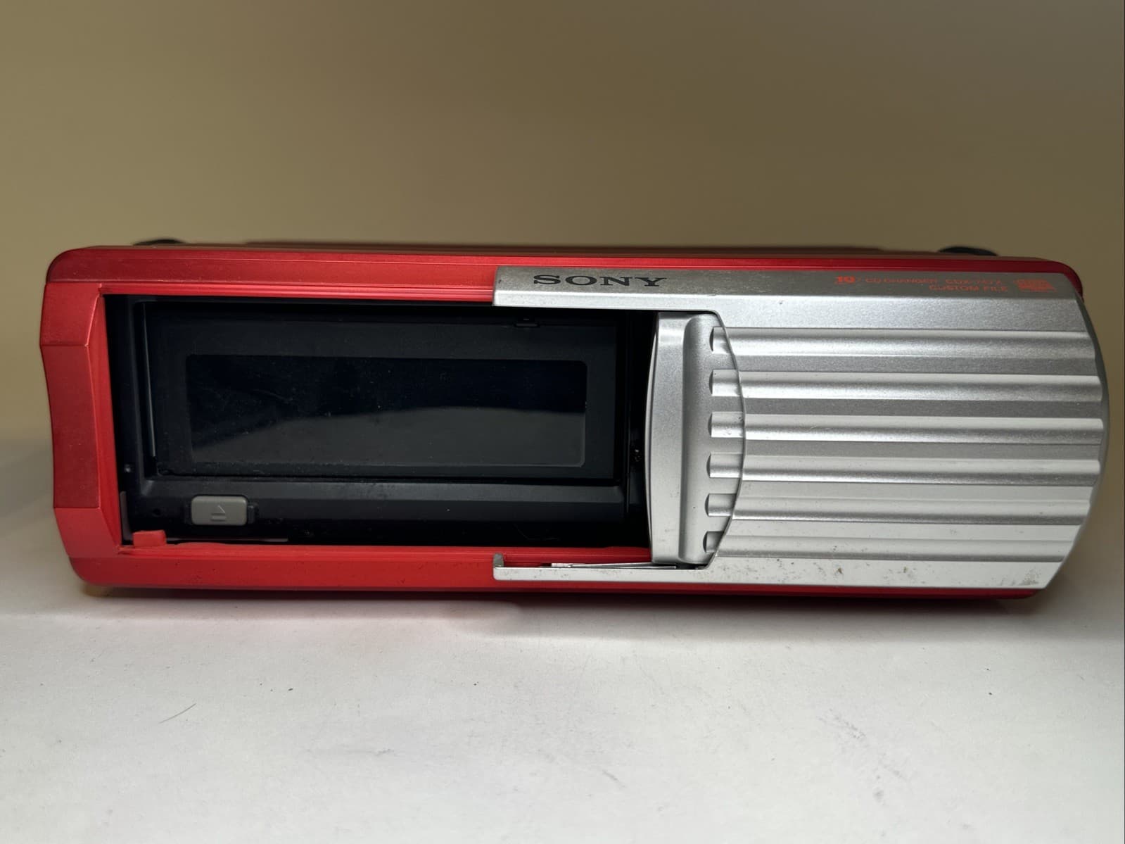 Sony Xplod CD Changer 10-Disc Custom File CDX-747X Red Car Audio Unit Untested 2