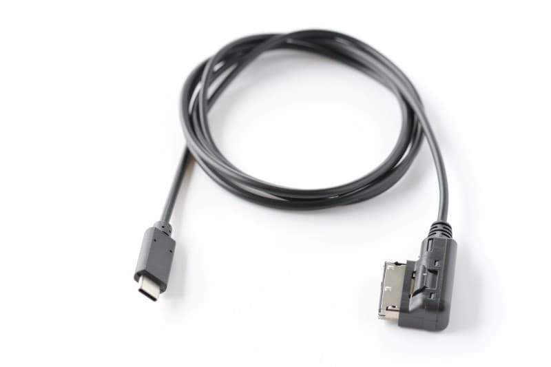 iPHONE 16 15 BENTLEY MUSIC INTERFACE AUX ADAPTER CABLE CHARGER AMI MMI USB-C