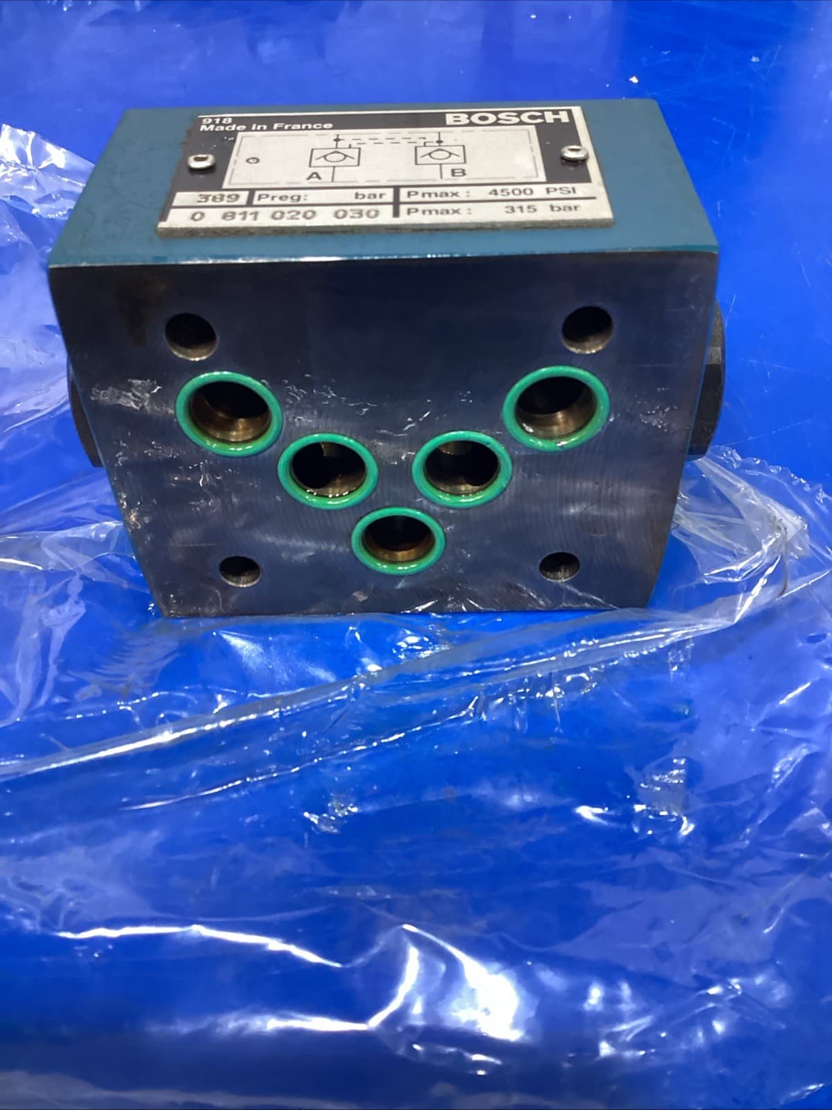 BOSCH Valve 0 811 020 030 Used 2