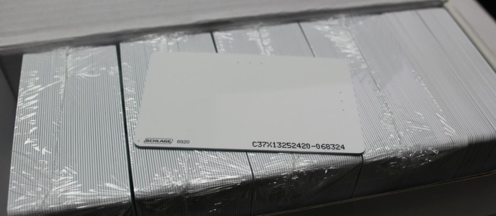 APTIQ MIFARE DESFIRE EV1 2K MULTI-TECH, PROX AND SMART MIFARE DESFIRE EV1