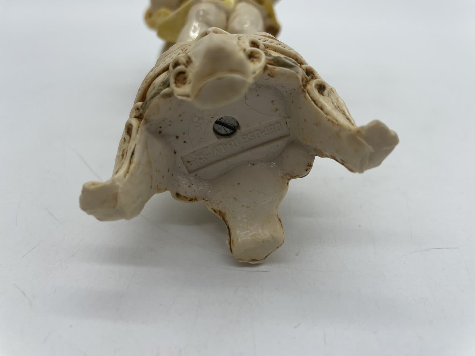 Vintage Depose Italy Angel Cherub Cupid Playing a Violin Figurine 6