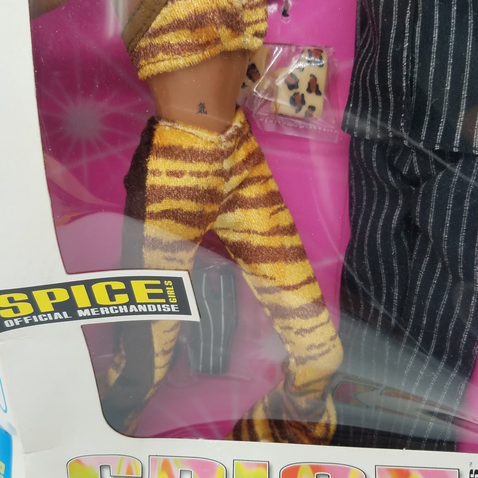 RARE Spice Girls Spice It Up Scary Spice Mel B Doll NEW IN Box 1999 Opener 4
