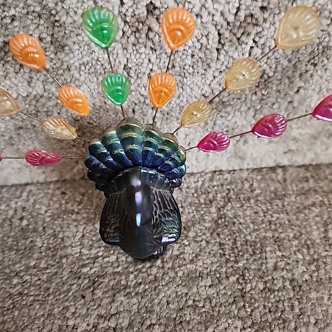 Vintage Plastic MCM Iridescent Peacock w/ Wire Feathers Figure 5