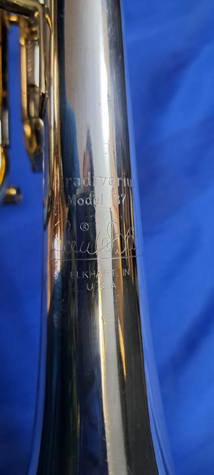 Getzen + Bach 37 Stradivarius silverplated Bell Bb Trumpet - Serviced 3
