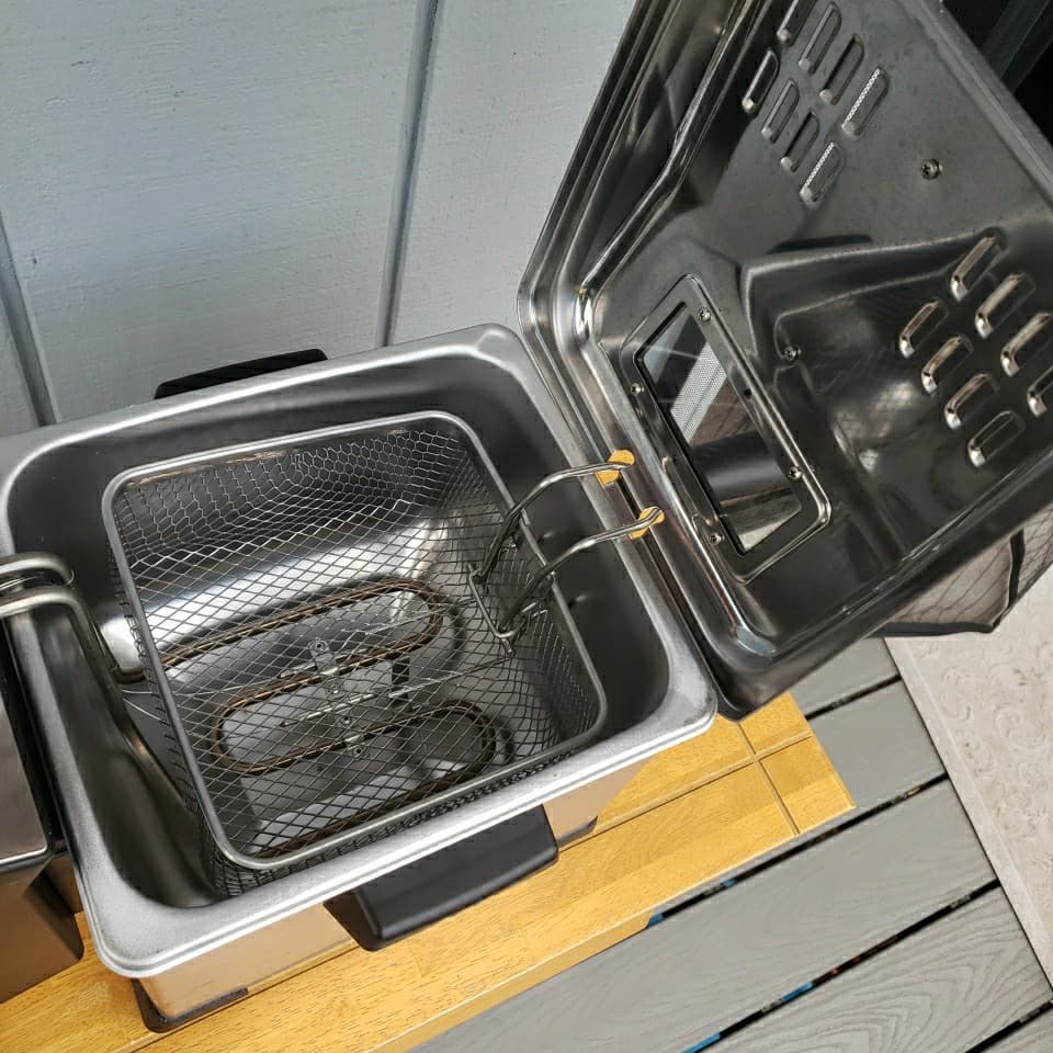 CUISINART Deep Fryer CDF-170 3.25 Liter 120V NEAR MINT  4