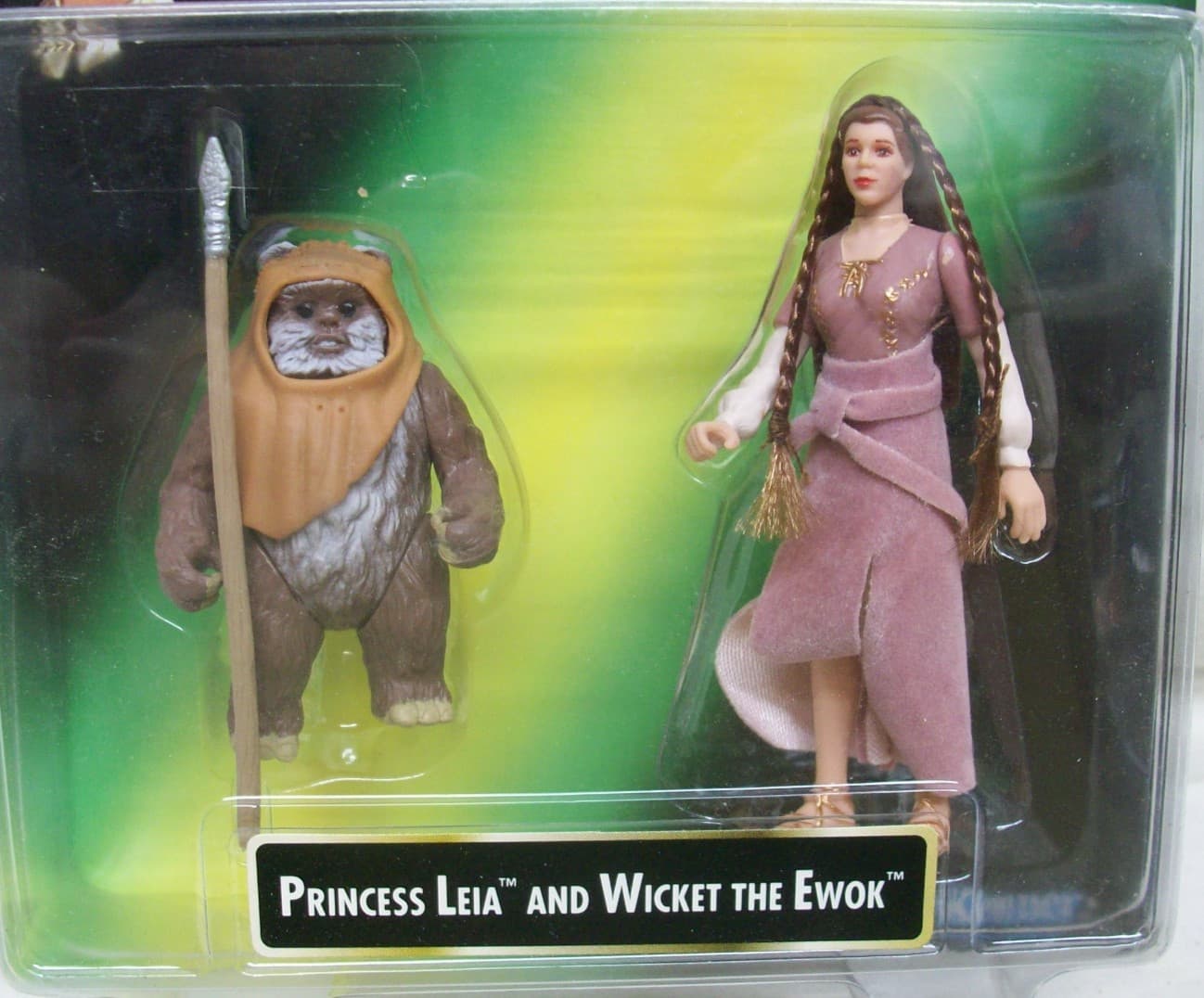 4 MOC Star Wars Figures 3-Princess Leia Collection 1997 & 2-1B Medic Droid 1997 2