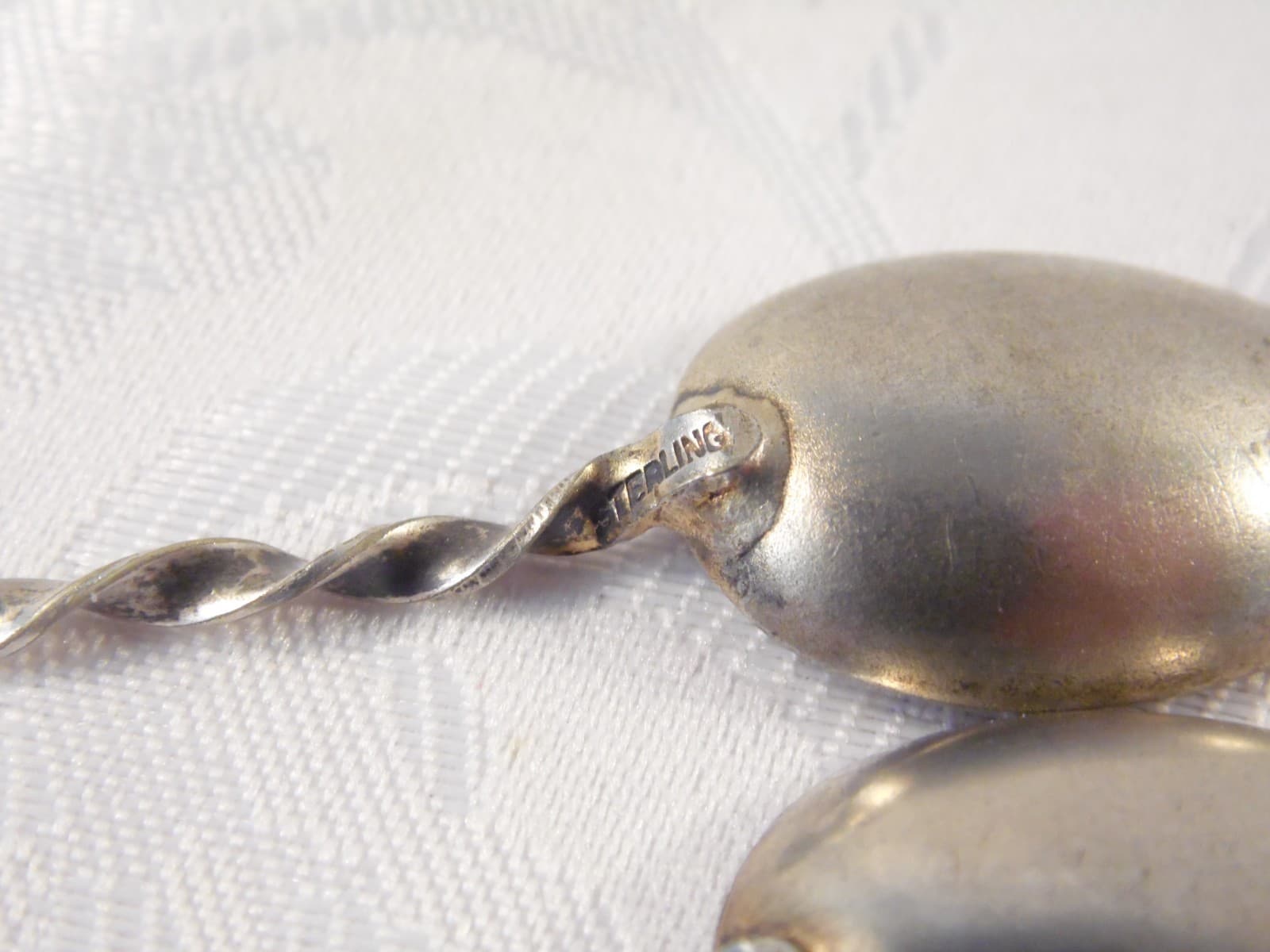 4 PIECES .925 SILVER SMALL SPOONS and FORK - 0.86 TROY OUNCES 6