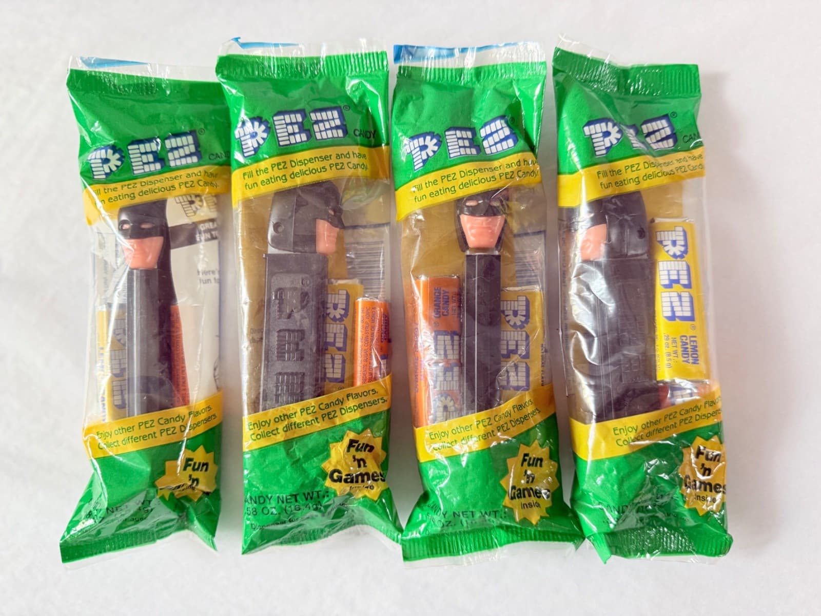 14 VTG 1985 PEZ DC Comics Batman Black Mask Hood Stem Slovenia 4.9 New Sealed 3