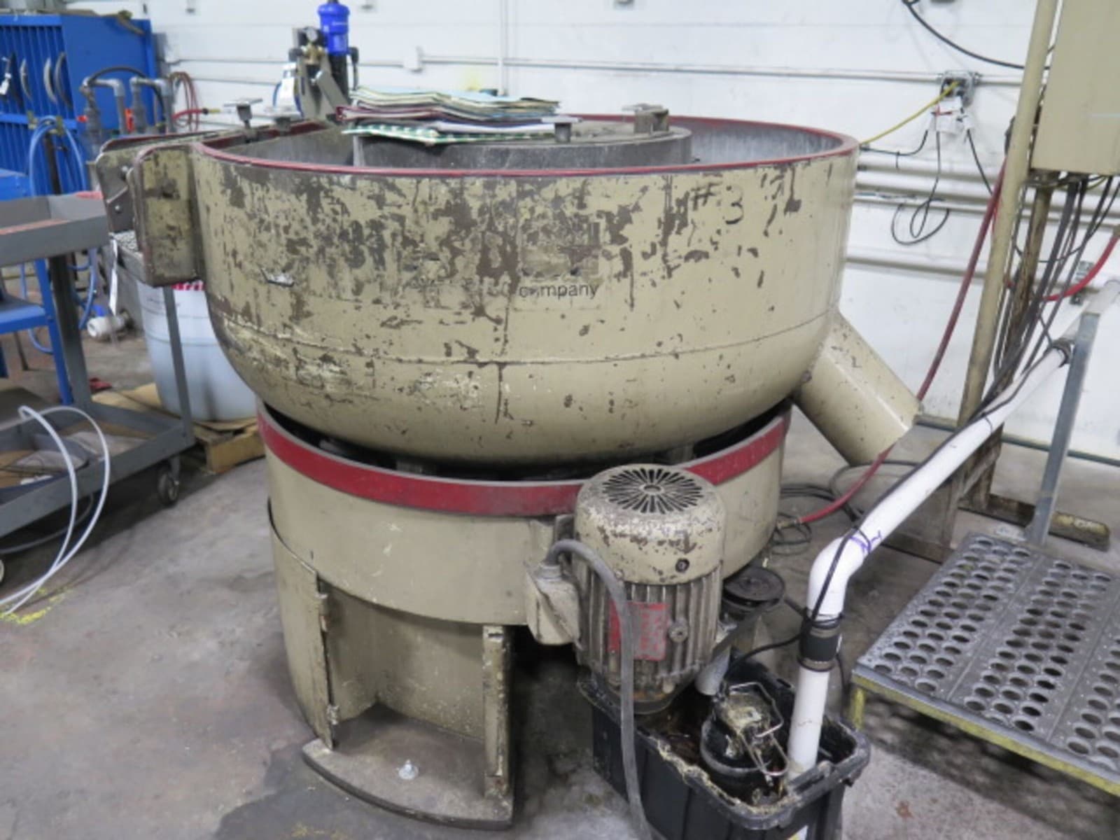 Roto-Finish Spiratron ER 1518 Vibratory Finisher 2