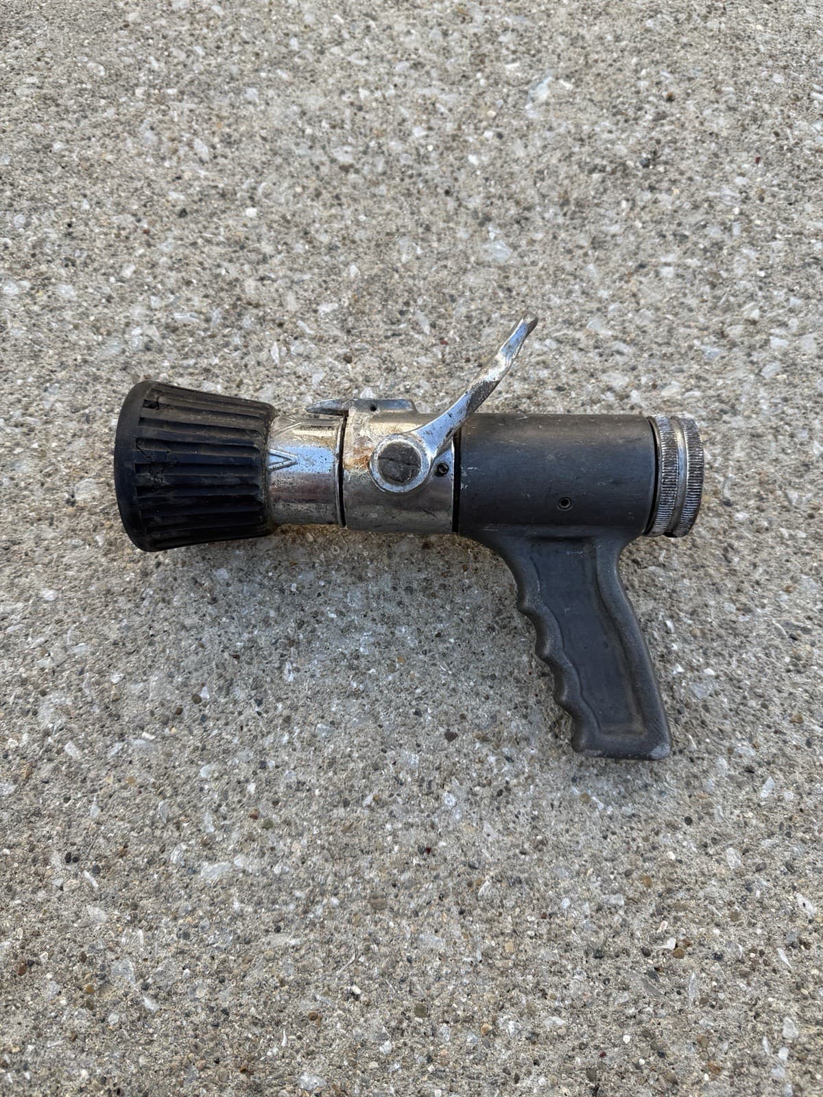 Elkhart Brass Fire Hose Nozzle 3 Position Pistol Grip 1-1/2"