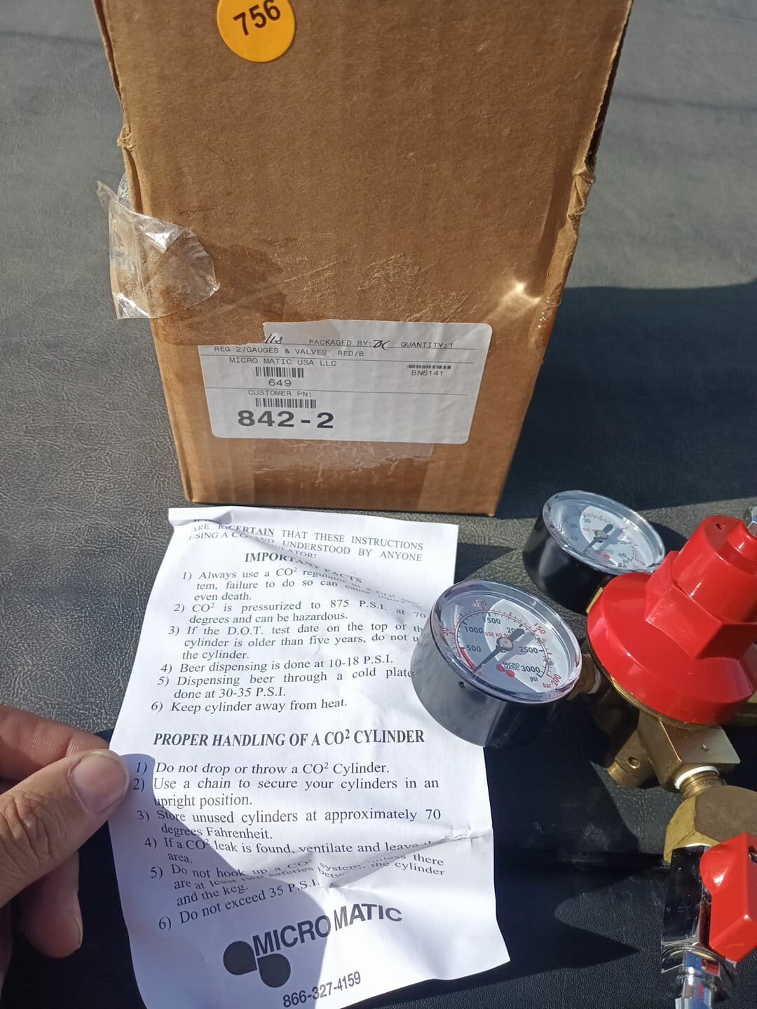 MicroMatic Primary Double Gauge Dual barb Co2 Regulator. 4