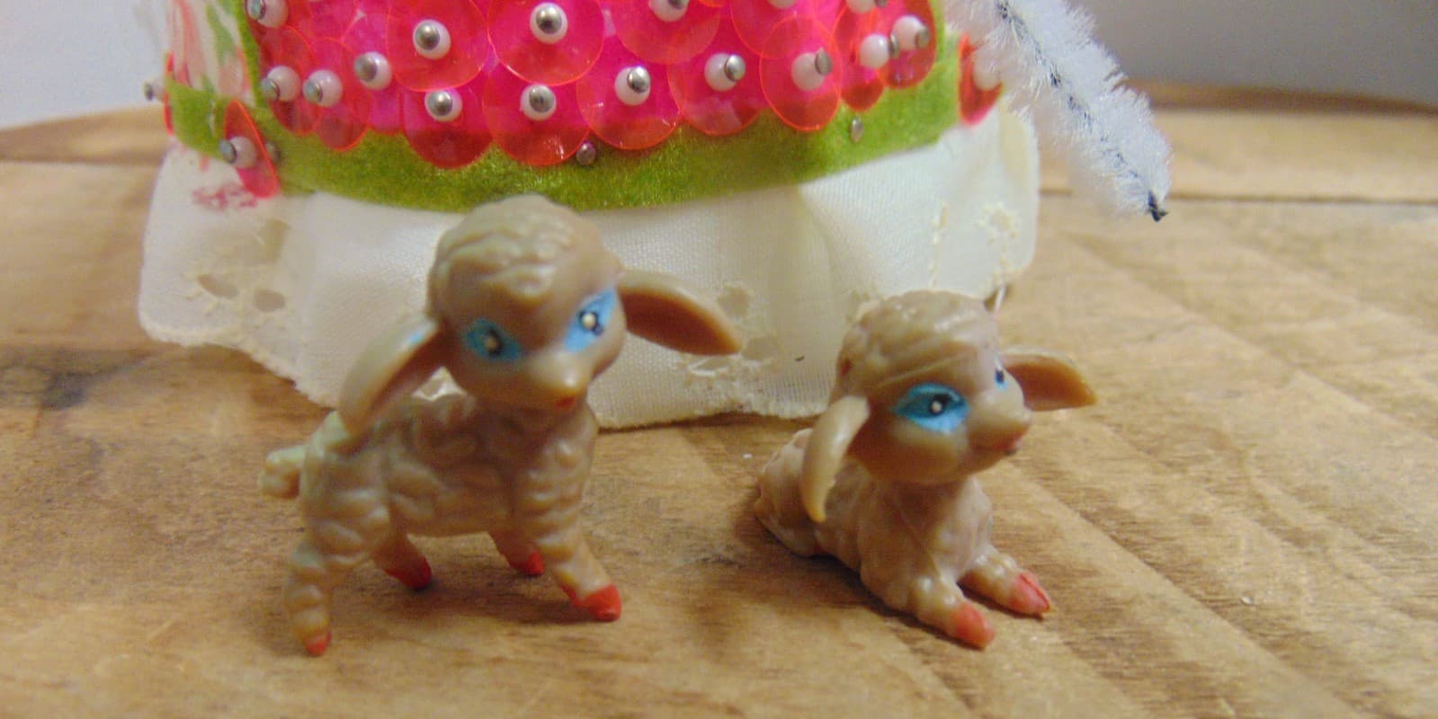 Li'l Missy Bead Sequin Doll Little Bo Peep & 2 Sheep Completed Vintage 4