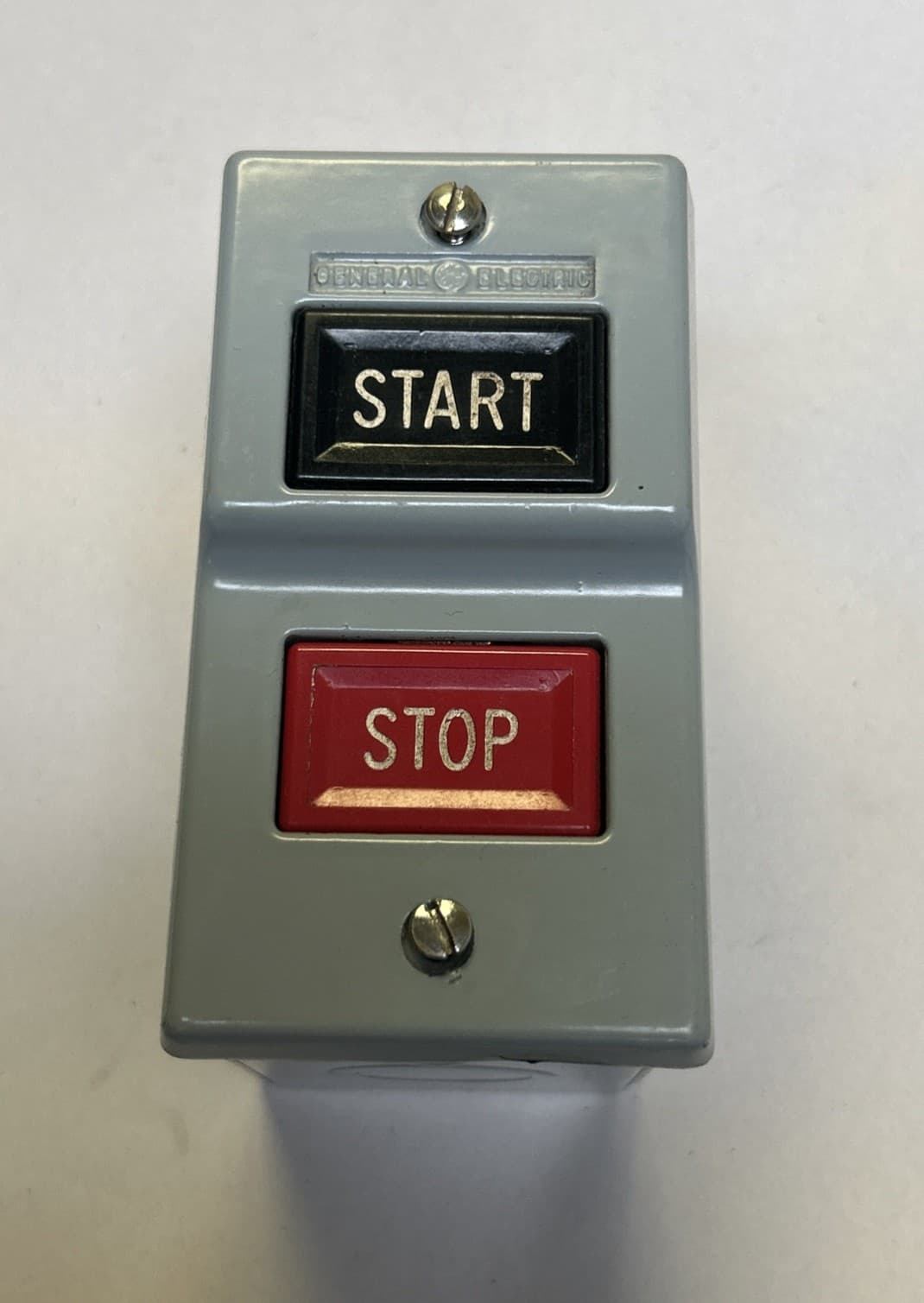 GENERAL ELECTRIC,CR101JA1A,MANUAL MOTOR SWITCH NOS