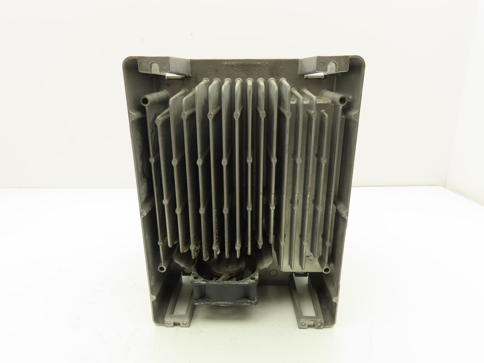 Allen Bradley 20AD8P0A0AYNNNNN PowerFlex 70 Variable AC Drive VFD 5Hp 480V 3PH 6