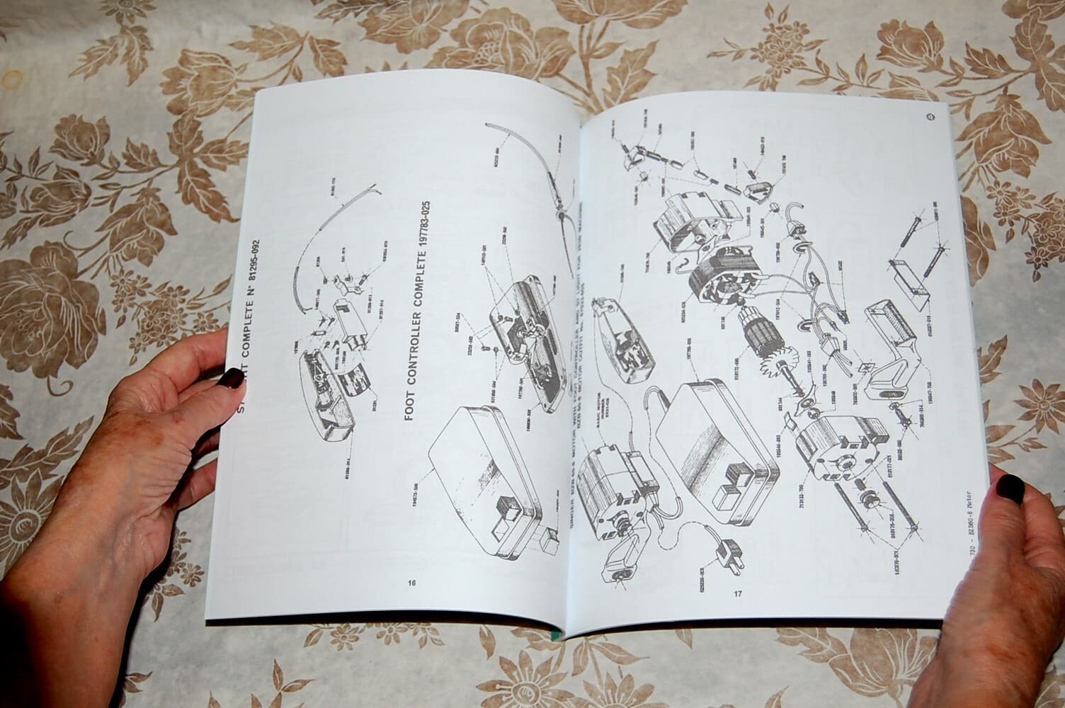 Rare Service Manual for Singer Sewing Machines Motors, Foot Controllers, Lights, 6