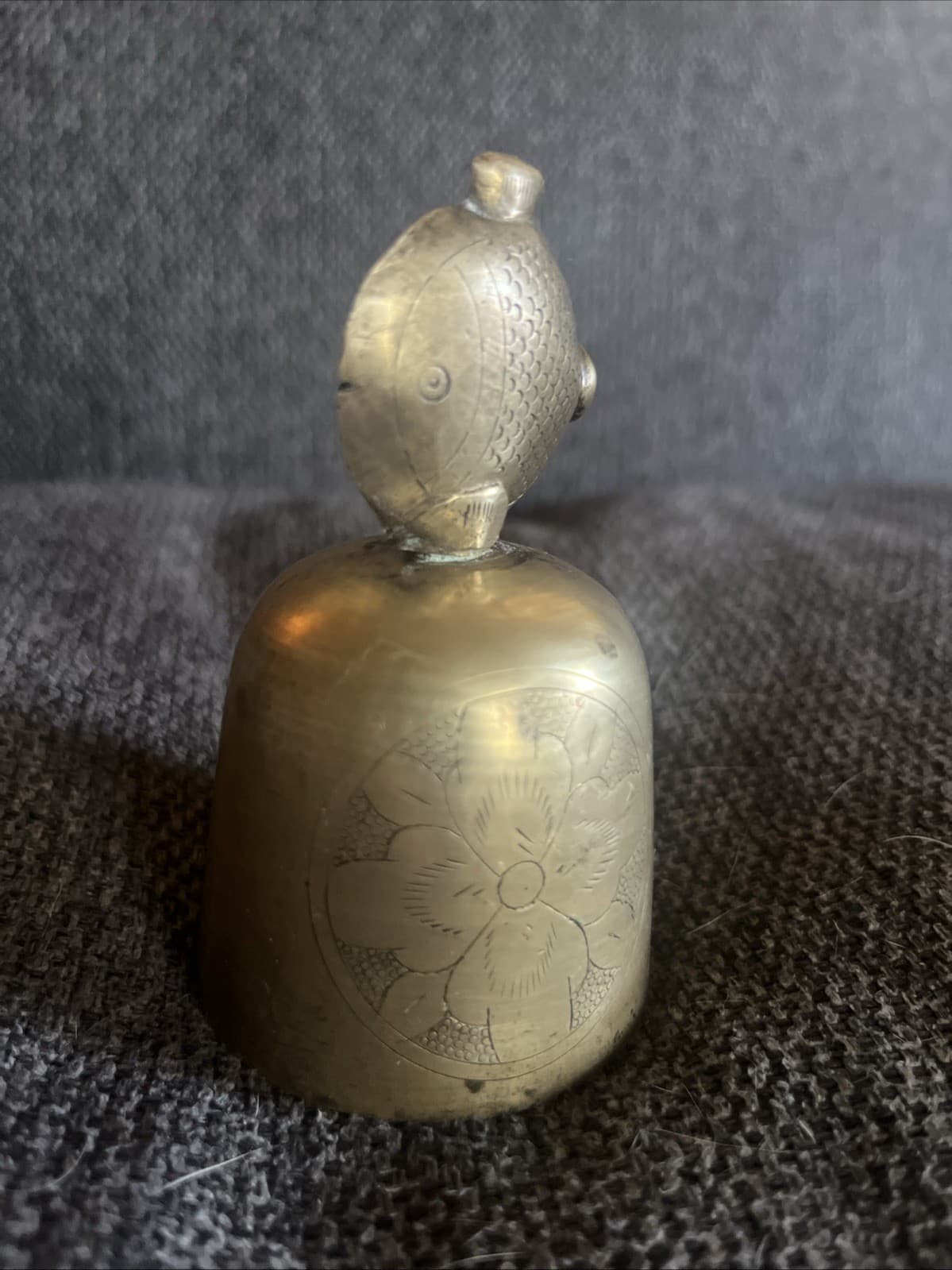 Vintage Chinese Brass Bronze Bell 3 1/2” Fish Handle & Floral Design Etched 2