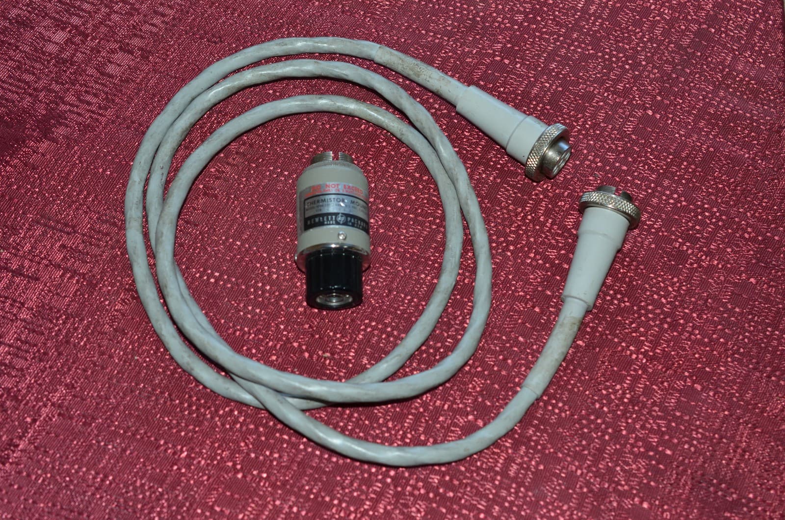 Hewlett Packard thermistor mount Model 478A 200 ohms with cable tested 2