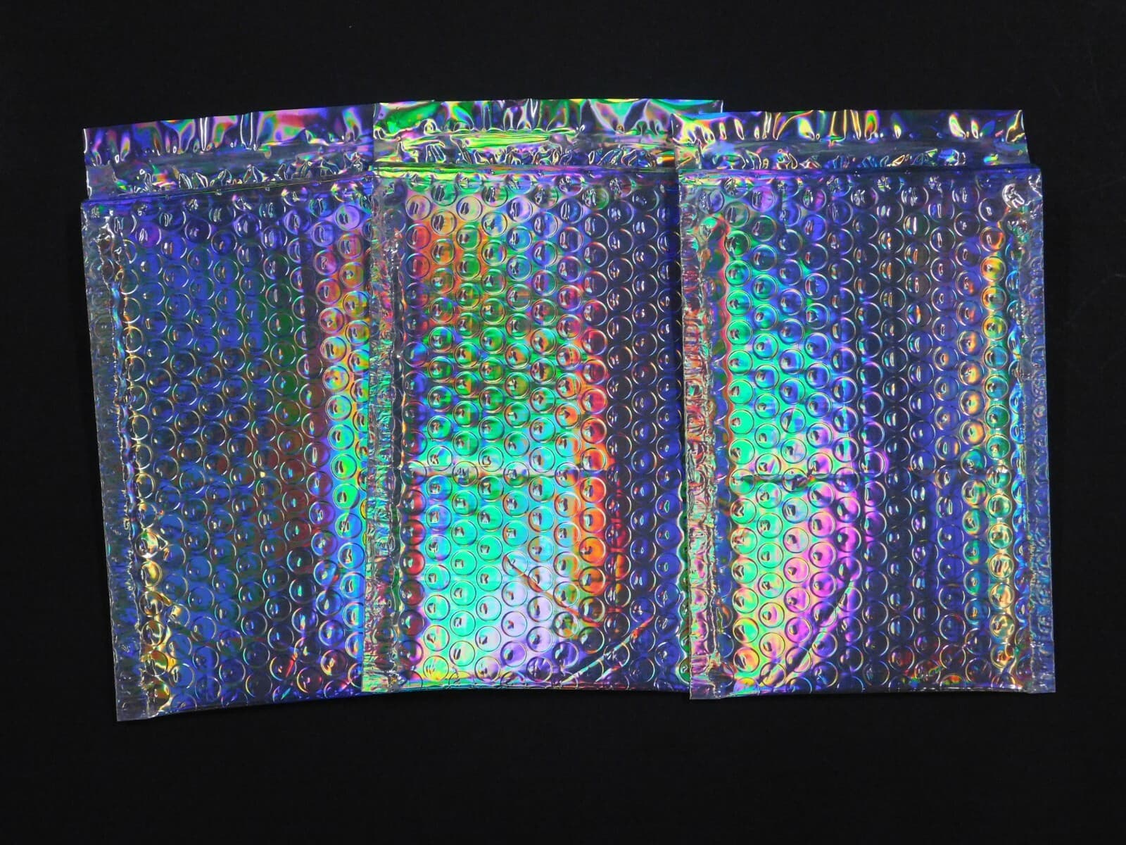 10-100 4x8 HOLOGRAPHIC BUBBLE Mailers Shipping Protective 10 25 50 Envelopes 2
