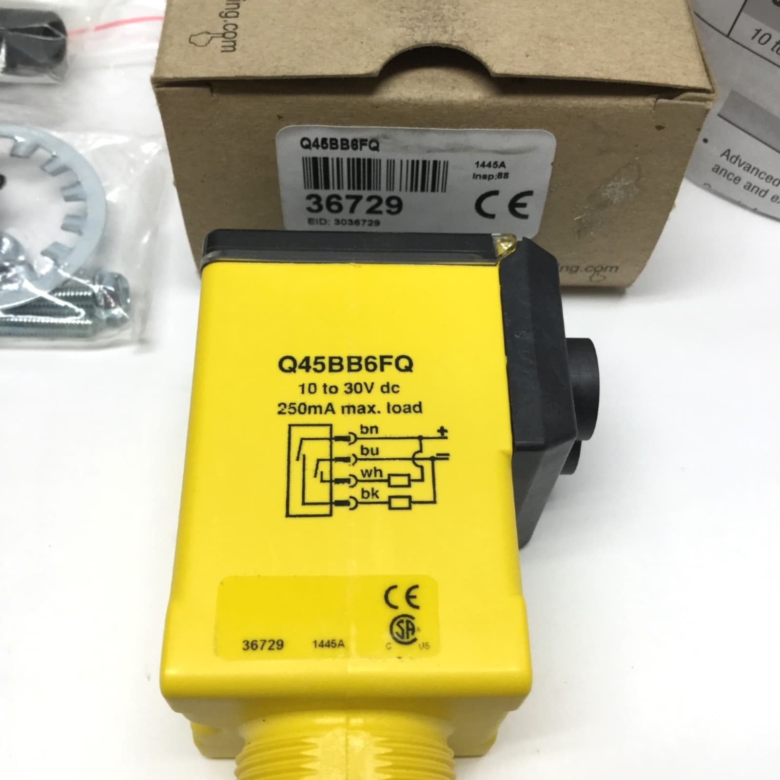 Banner Q45BB6FQ Rugged IR Fiber Optic Amplifier, 10-30VDC, NPN/PNP, 4-Pin 7/8" 2