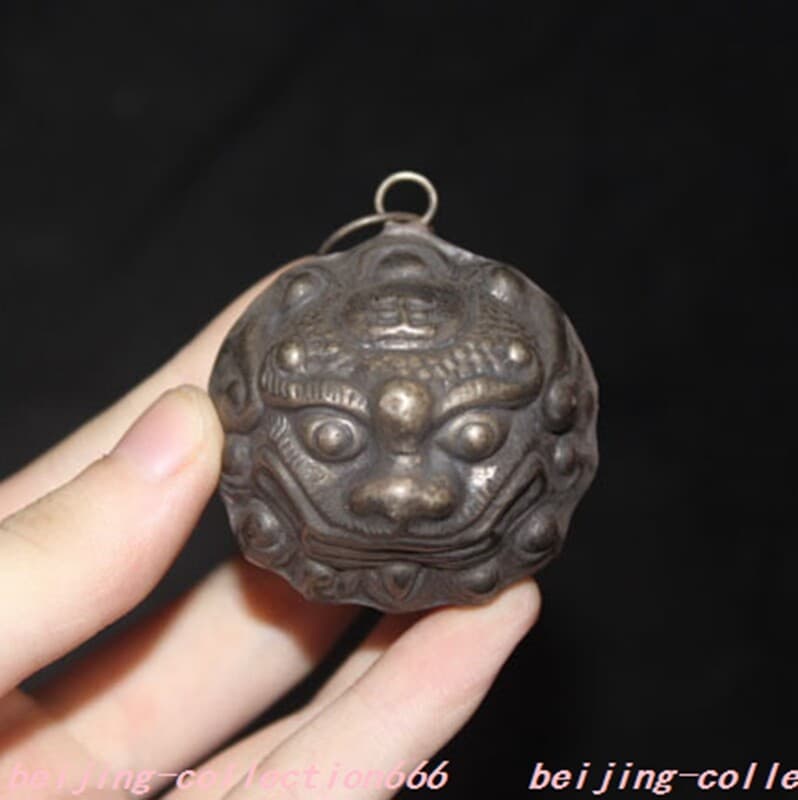 China bronze ward off evil spirits Fu Foo Dog Lion beast head Evil spirits Bells