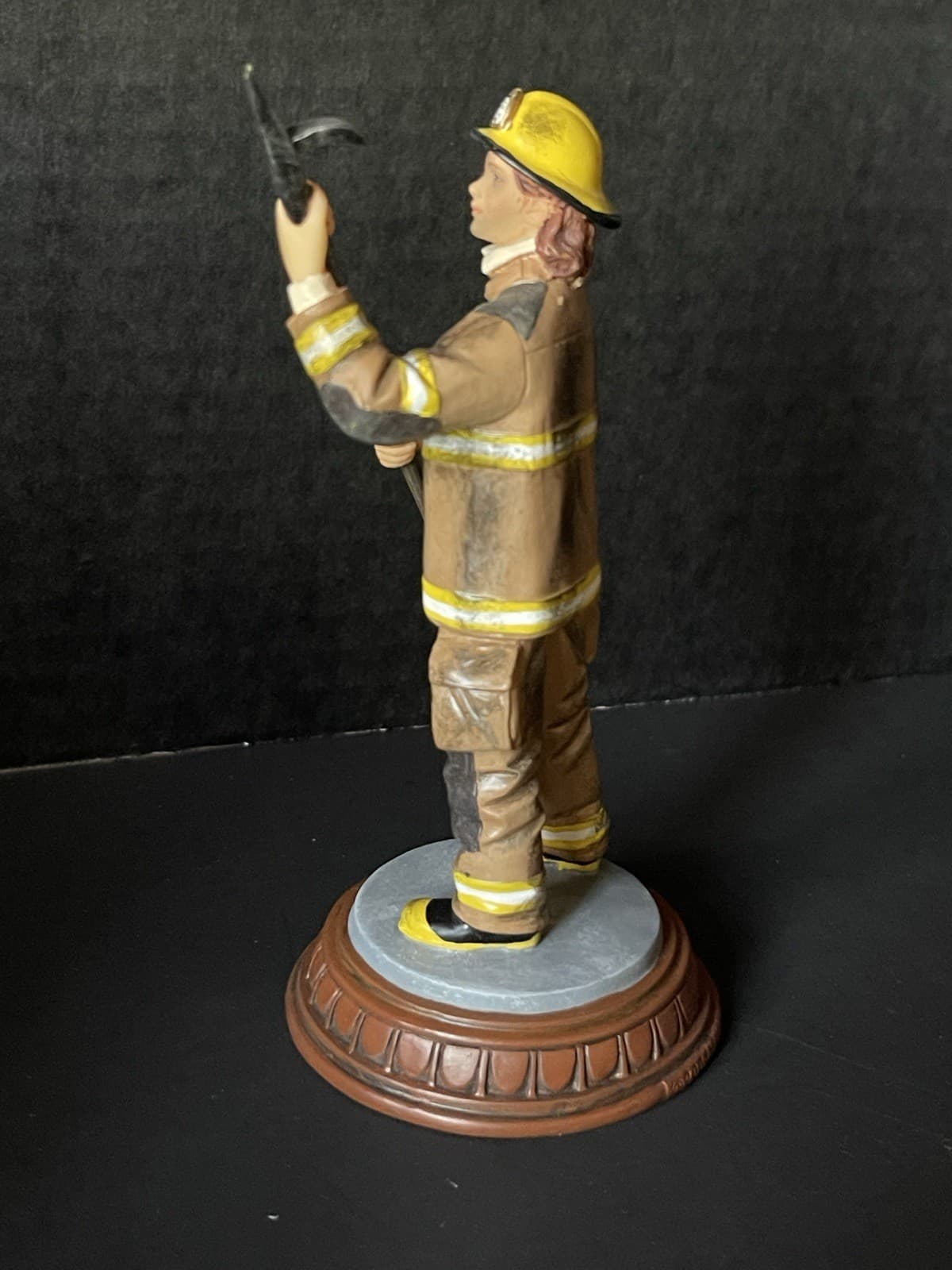 Vanmark Red Hats of Courage Ready for the Task Female Firefighter 2001 #2/1327 4