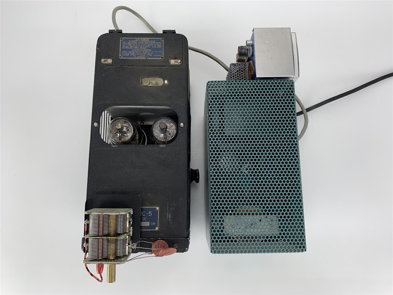 Heathkit PS-23 Power Supply with ARC Aircraft Radio Corp T-21/ARC-5 Transmitter 3