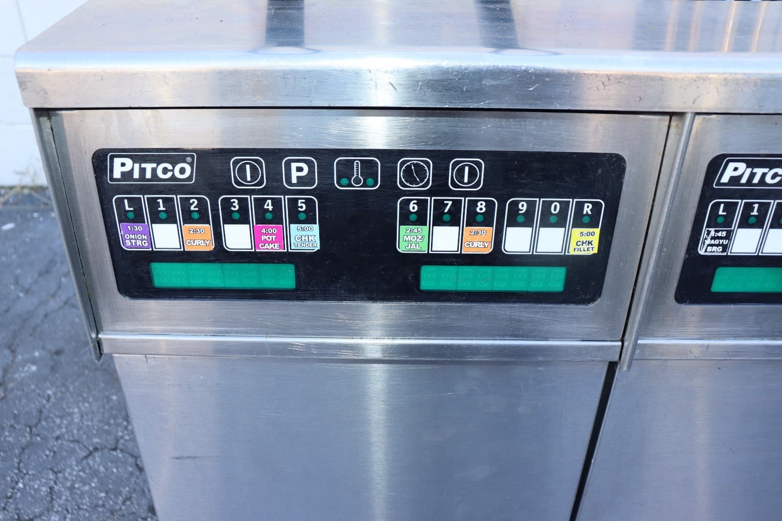 Pitco Electric 208V 3 Phase, 50 lbs, 3 Pot, SEH50, w/ Filtration System, CLEAN 2