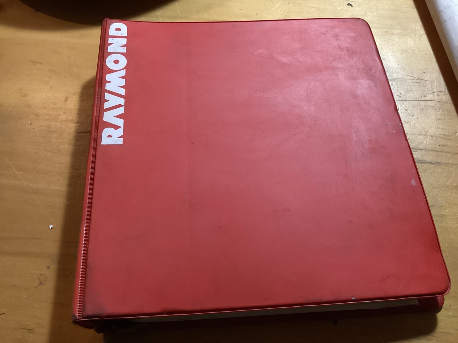 Raymond Side Loader Forklift 76SL100TN 1998 1205 Hrs Electric Warehouse Lift 6