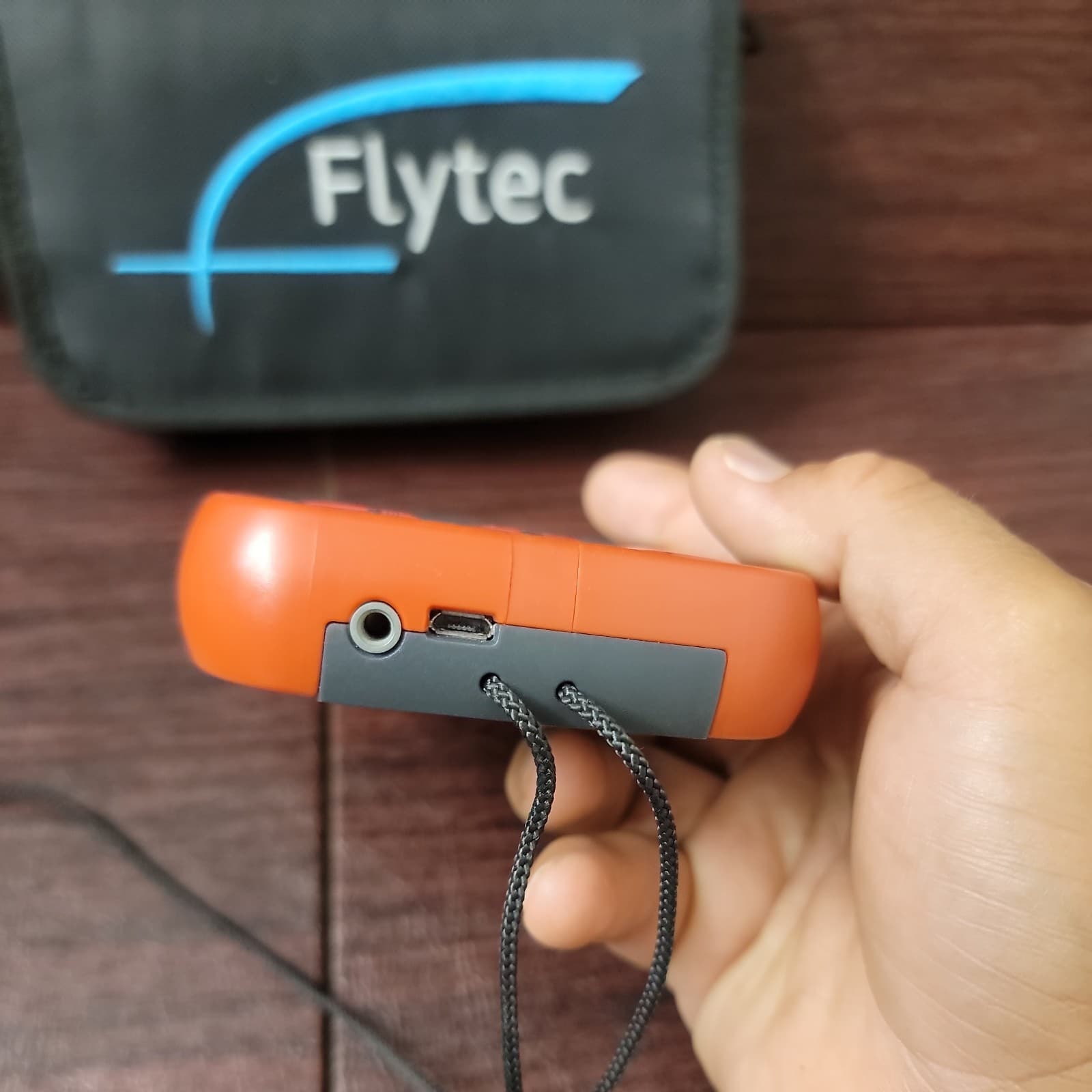 Flytec Connect GPS Variometer A Smart vario for Paragliding, Hang Gliding & PPG 6