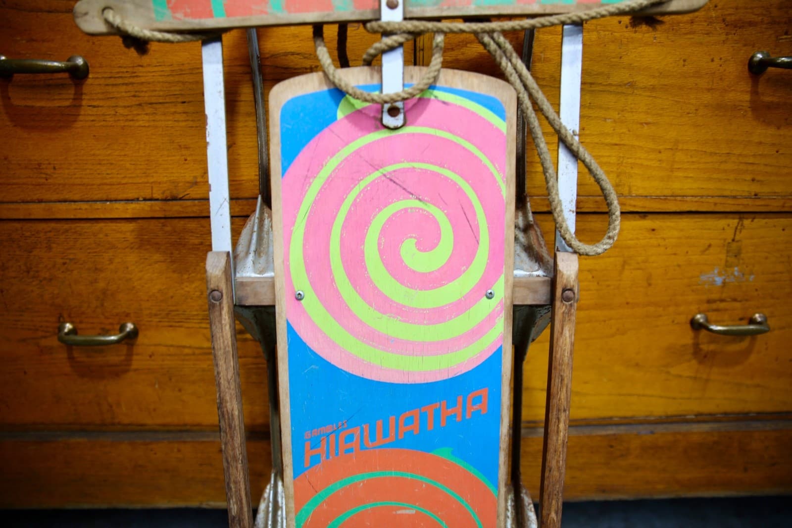 Vintage Snow Sled Gambles Hiawatha Cosmic Spiral Wood Ride On Toy Hippy 70s RARE 4