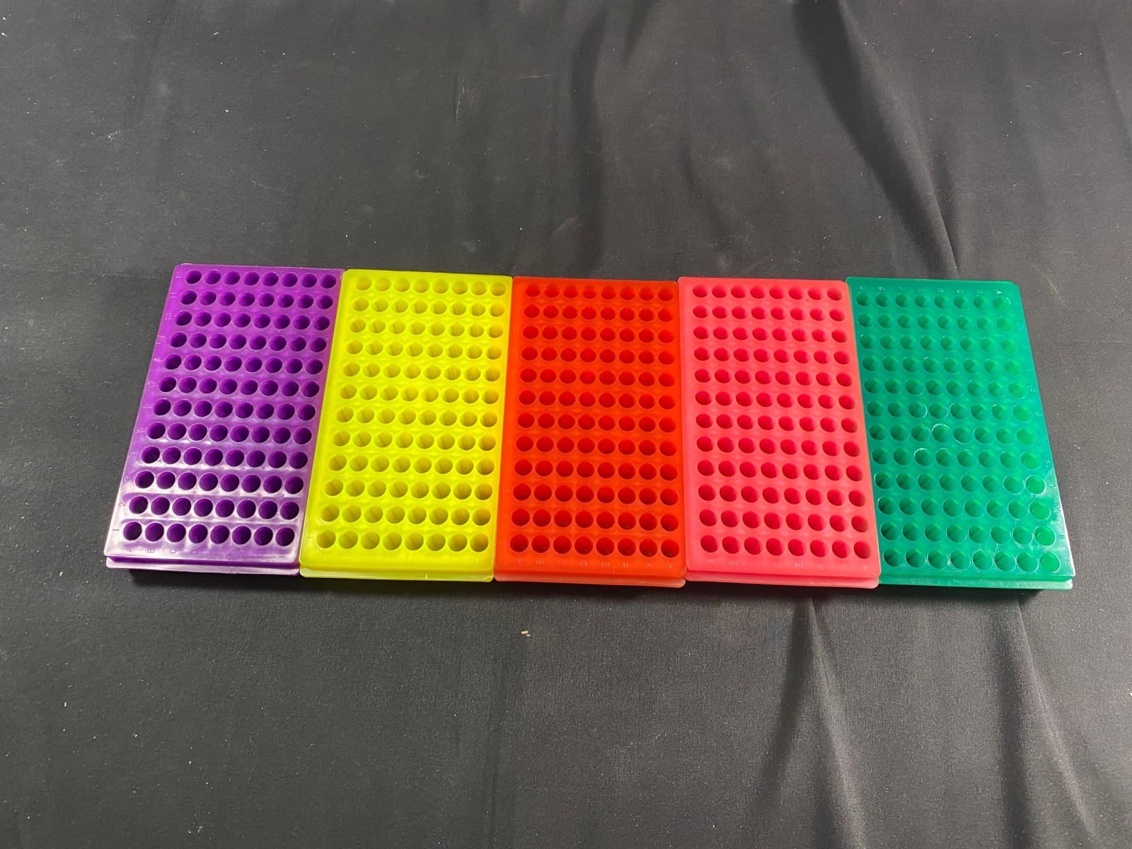 LABORATORY 96-Place Tube Racks 2mL/1.5mL/0.5mL Tubes 8x12 Polypropylene (5/cs) 2