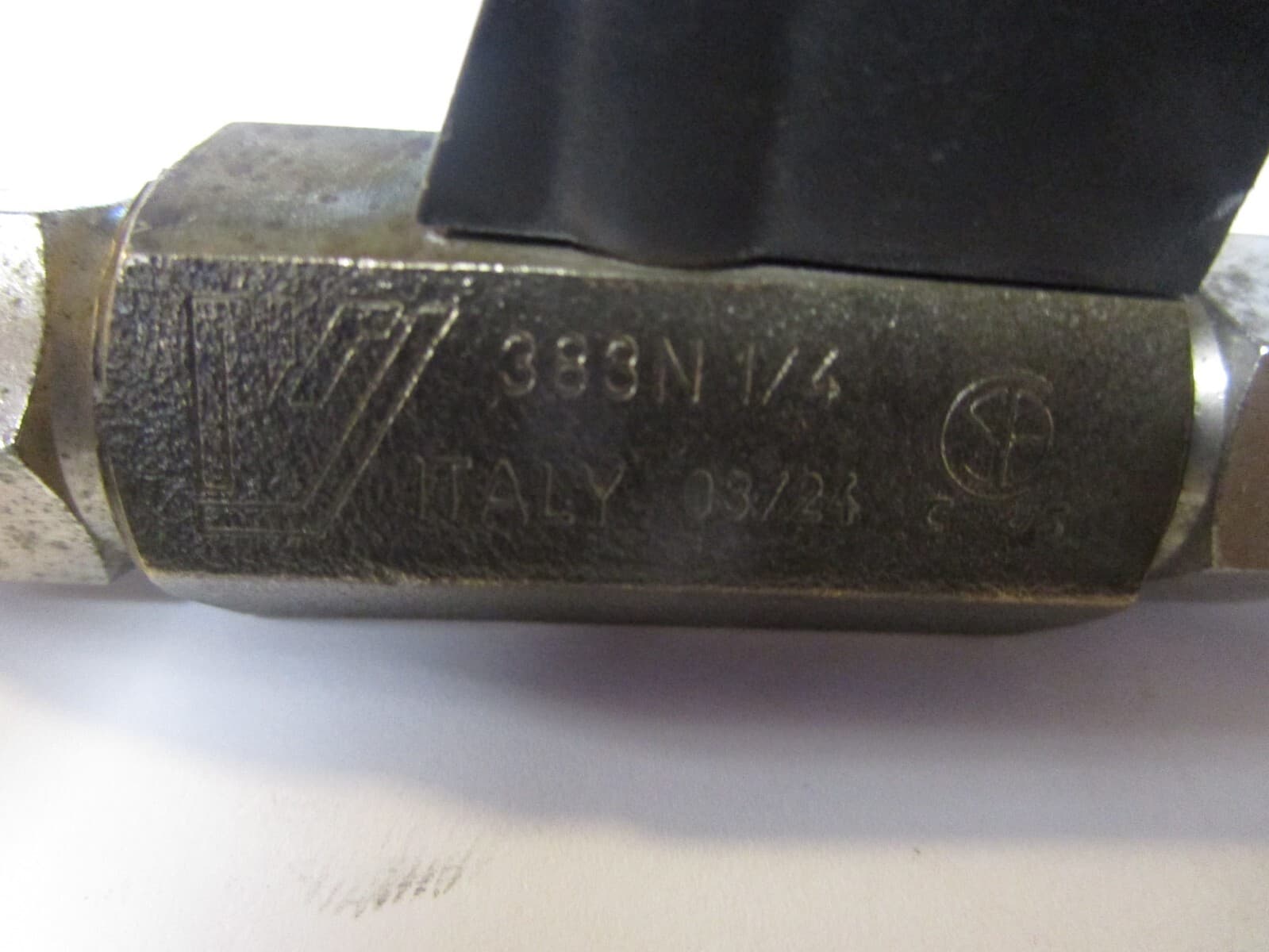 GENERIC Mini Ball Valve 383N 1/2 Used 2