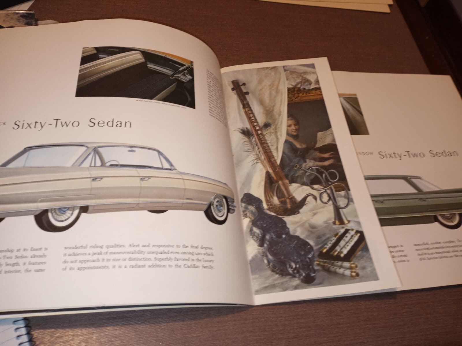 1961-62 CADILAC  SIXTY-TWO: 16 PAGE CAR DEALER SALES BROCHURE 4