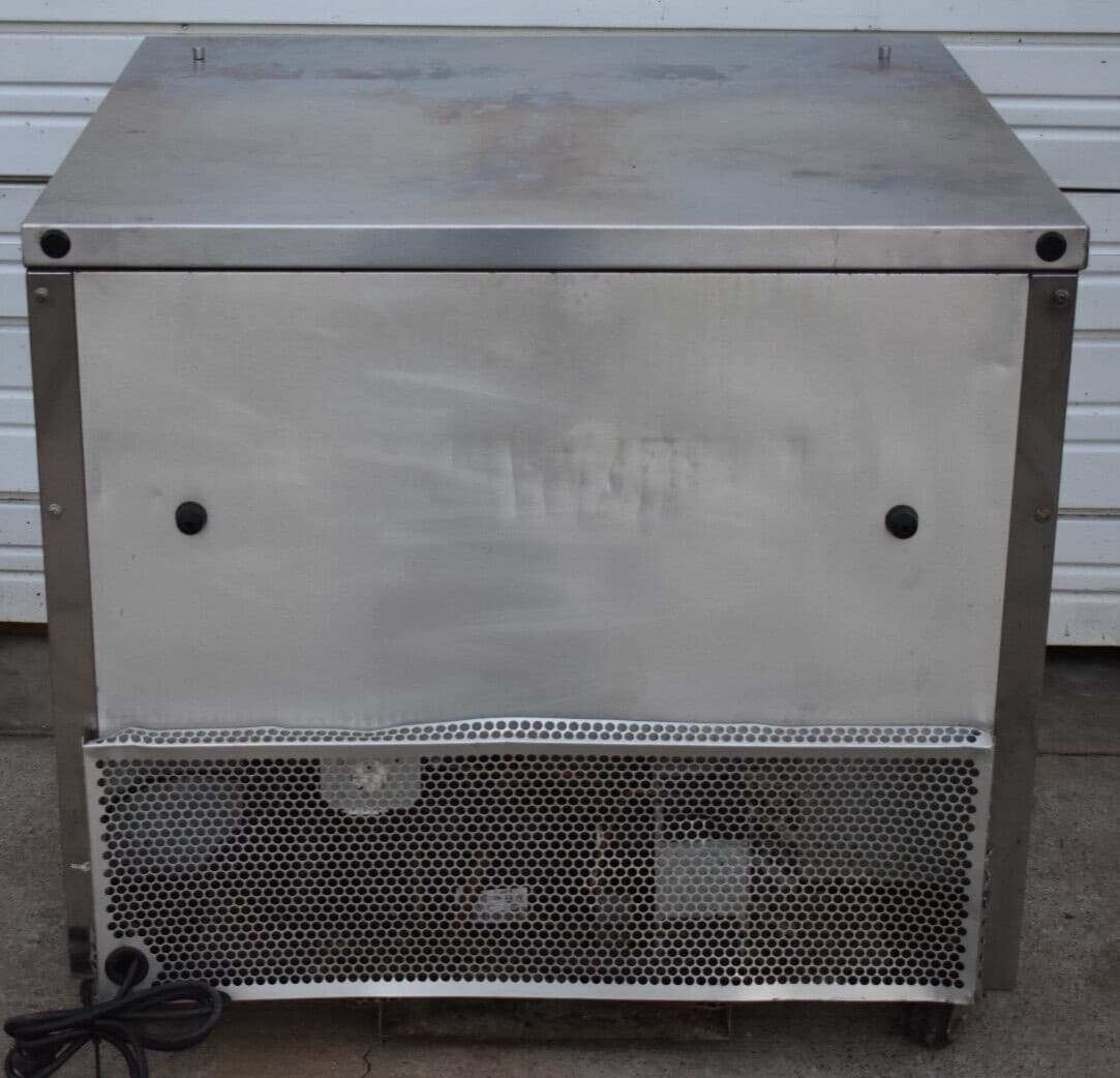 TRUE TUC-36-34 UNDERCOUNTER REFRIGERATOR 36" 6