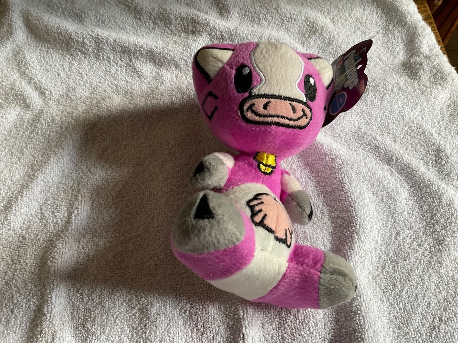 UB Funkeys Berger Pink Cow 2008 Target Exclusive Plush NWT