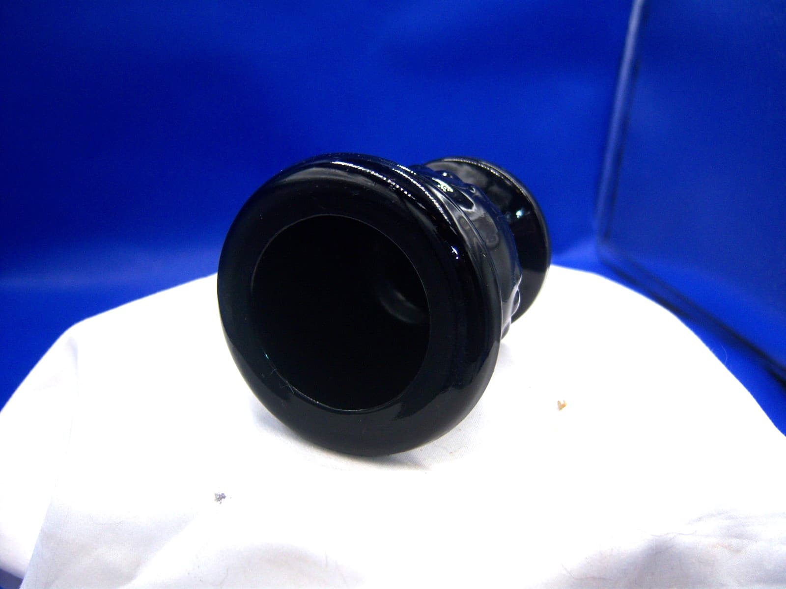 LT - 1940-50's 4 3/8" Japan Black Glass Tabletop Art Deco Cigarette Lighter 3