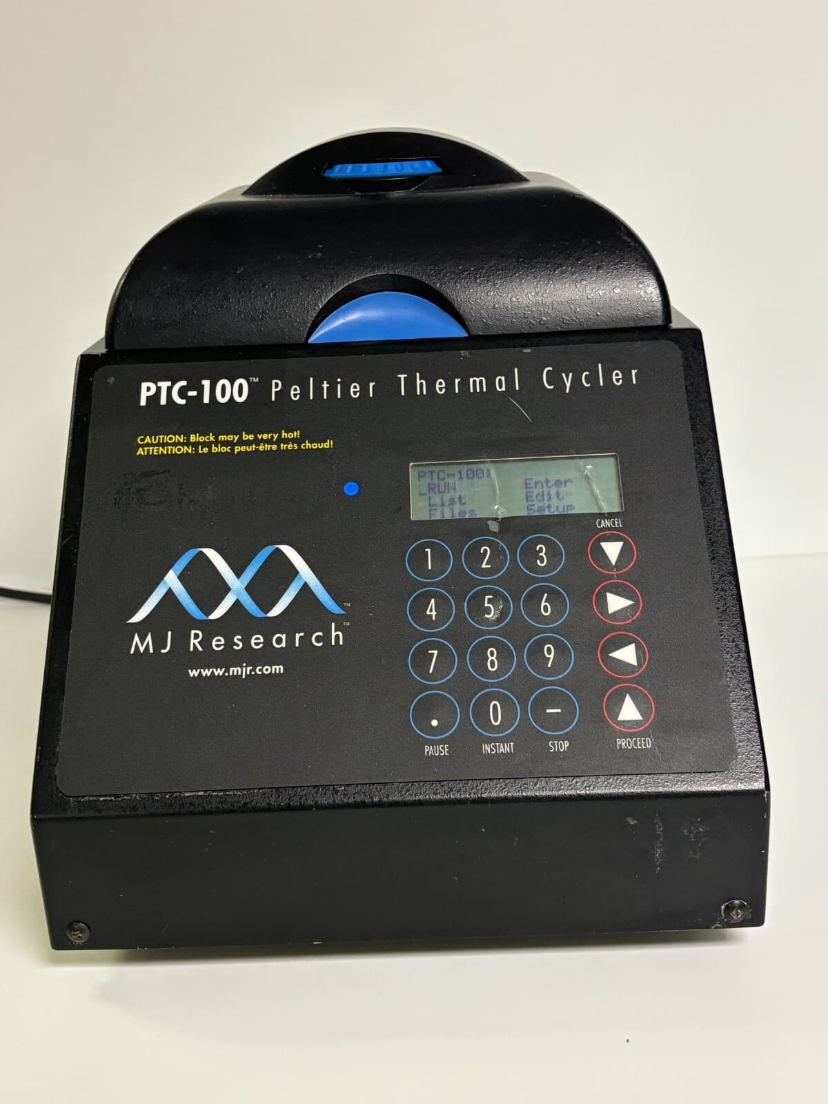 MJ Research PTC-100 Peltier Thermal Cycler - Black