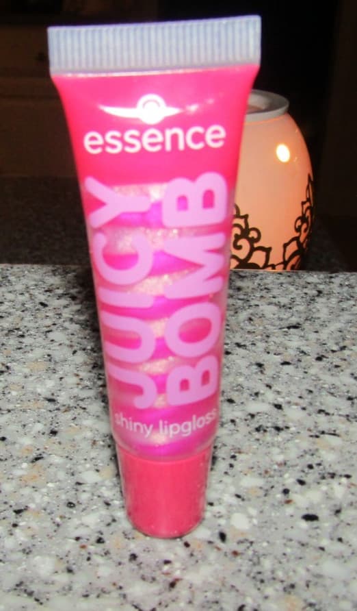 Essence Juicy Bomb Shiny Lip gloss Candy Cane .33 oz NEW