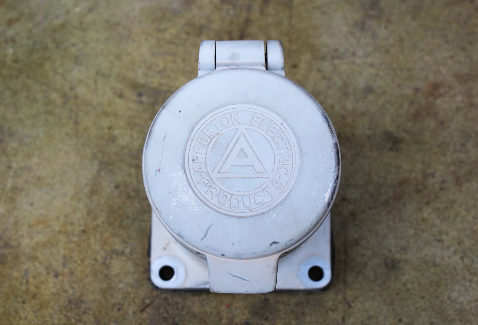 APPLETON ADR1034 100 AMP RECEPTACLE 3W 4P STYLE 2 3