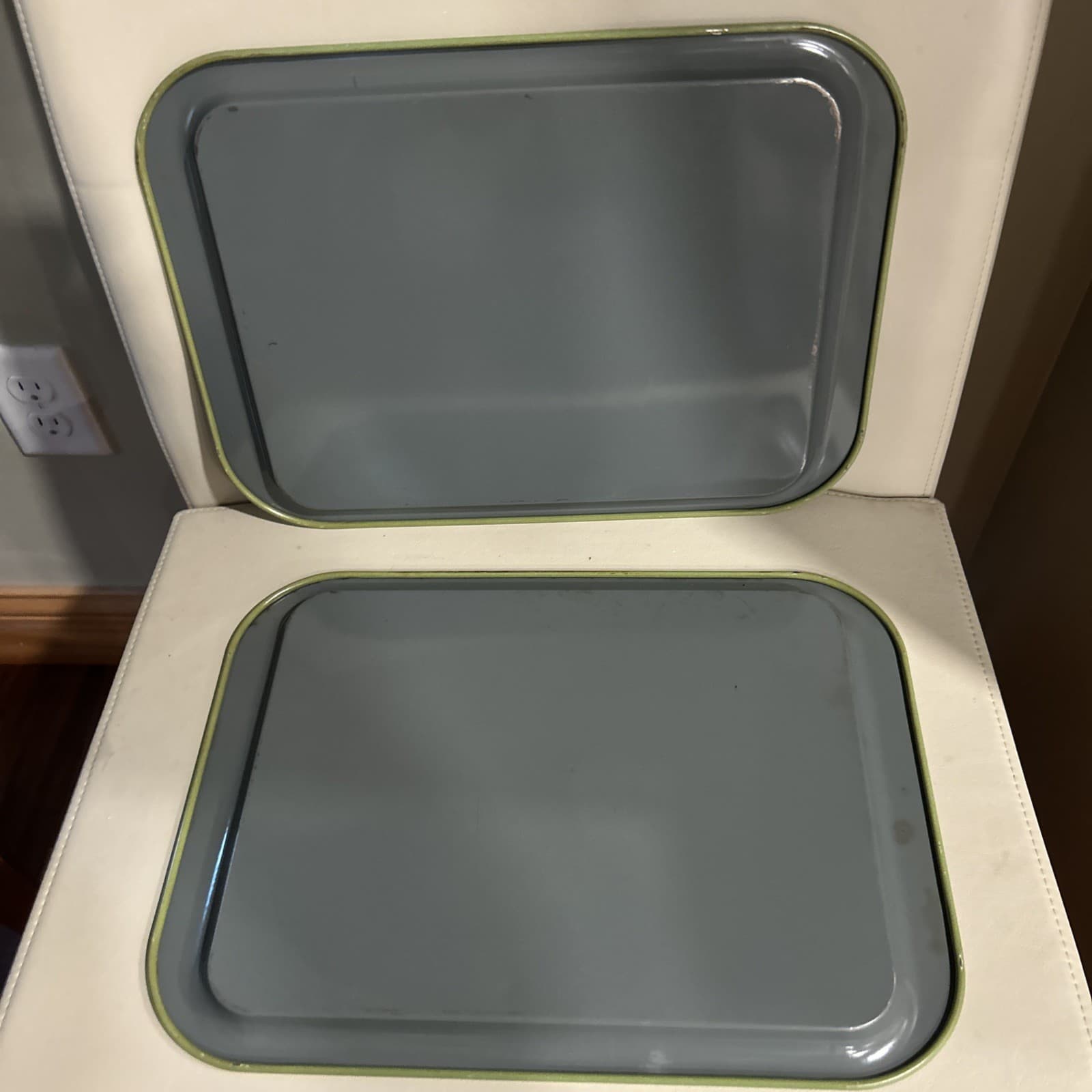 2 Vintage MCM Metal Lap Bed TV Tray Floral 14.5” X 11” green, red yellow roses 5