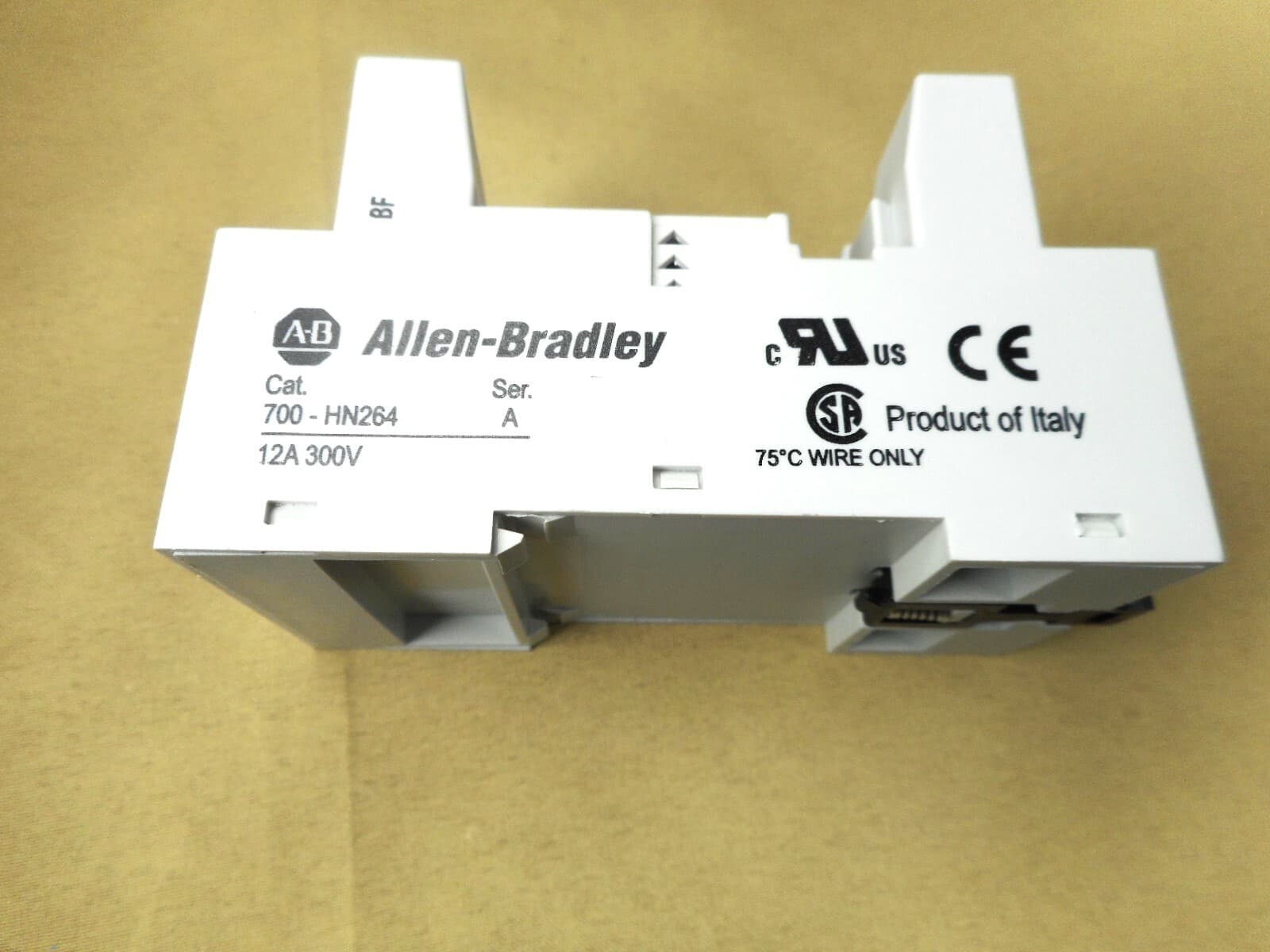 Allen Bradley 700-HN264 socket (NIB) 2