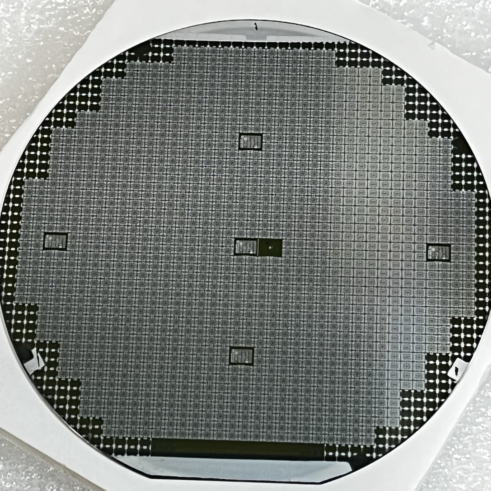 Unknown Vintage 4 Inch Silicon Wafer w/ Die, Structures, and Test Areas 4