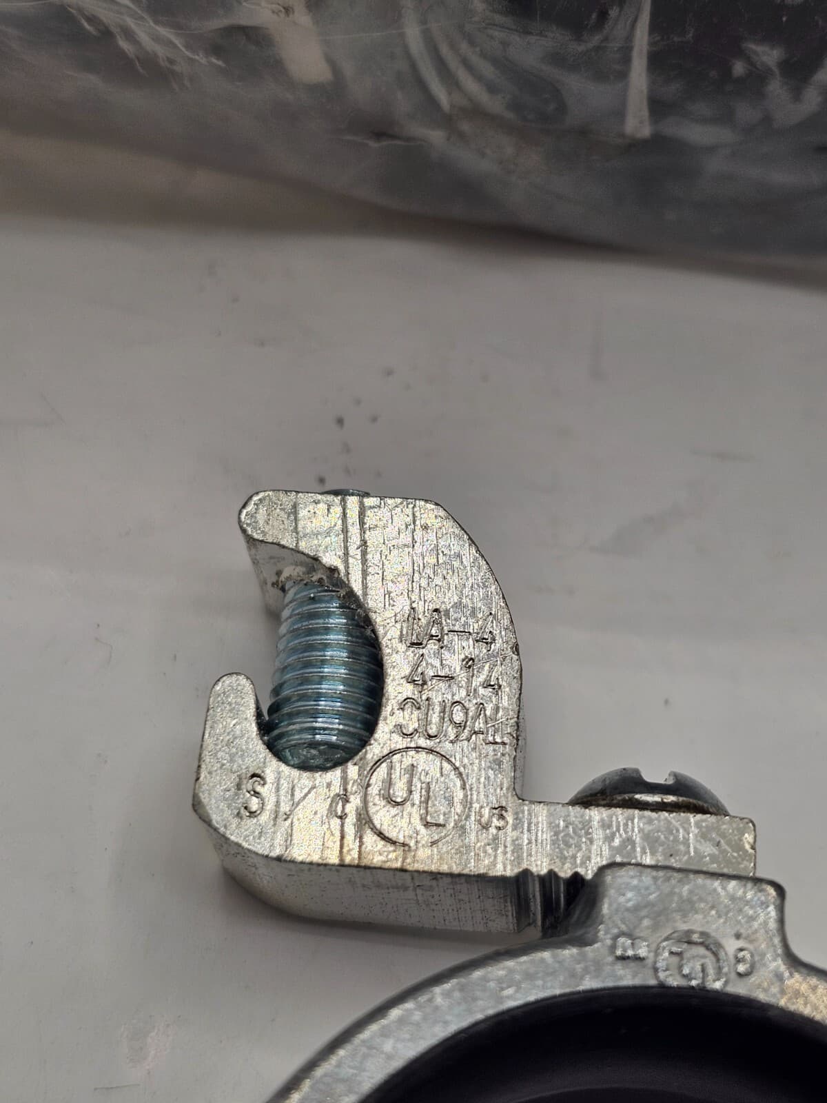 (QTY 13) GLL4 DC, Conduit Grounding Bushing, 1 1/4 Insulated 5