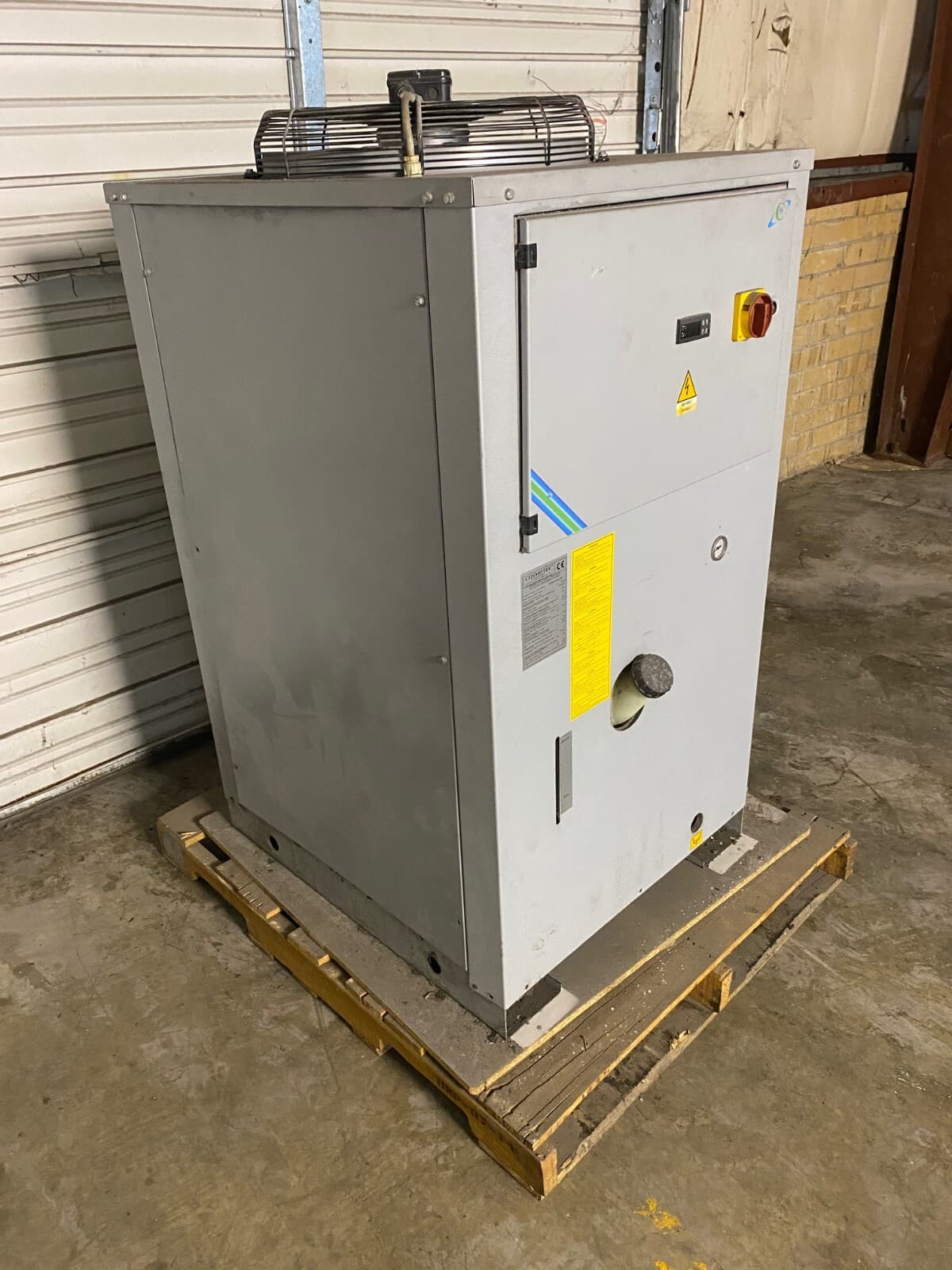 Cosmotec WRAA3 N4 208 Industrial Air-Cooled Liquid Chiller, 12.5 kW 3